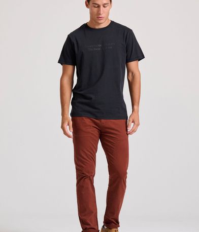 T-shirt με branded τύπωμα στο στήθος