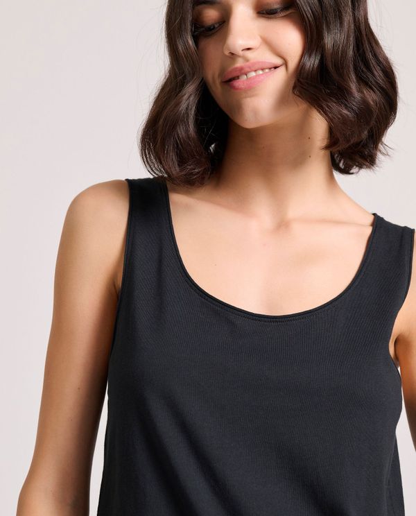 Tank top από οργανικό βαμβάκι με raw edges