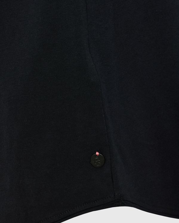 Tank top από οργανικό βαμβάκι με raw edges
