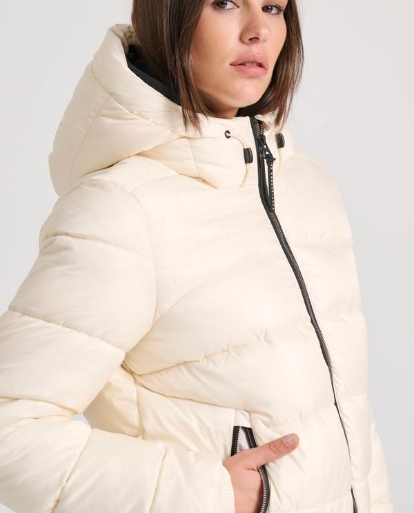 Καπιτονέ puffer μπουφάν με κουκούλα