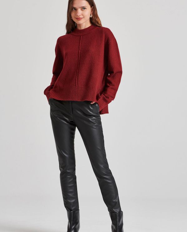 Relaxed fit πλεκτή μπλούζα με στρογγυλή λαιμόκοψη