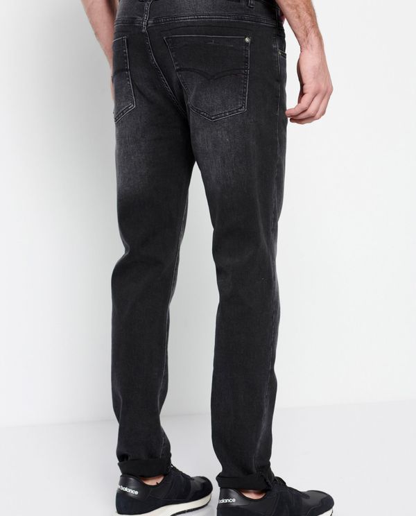 Τζιν παντελόνι tapered fit