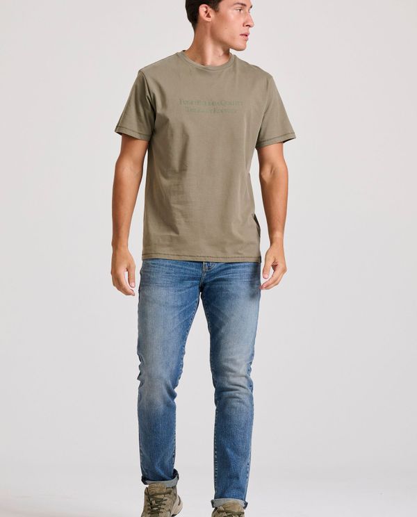 T-shirt με branded τύπωμα στο στήθος