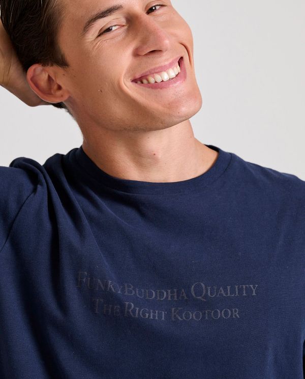T-shirt με branded τύπωμα στο στήθος