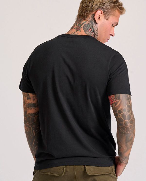 T-shirt με graphic τύπωμα στο στήθος