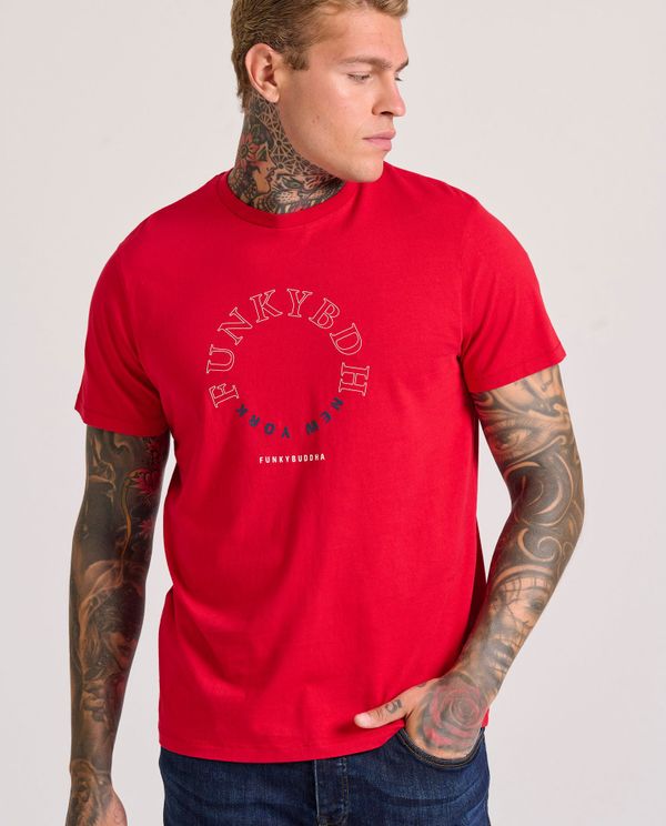 T-shirt με graphic τύπωμα στο στήθος