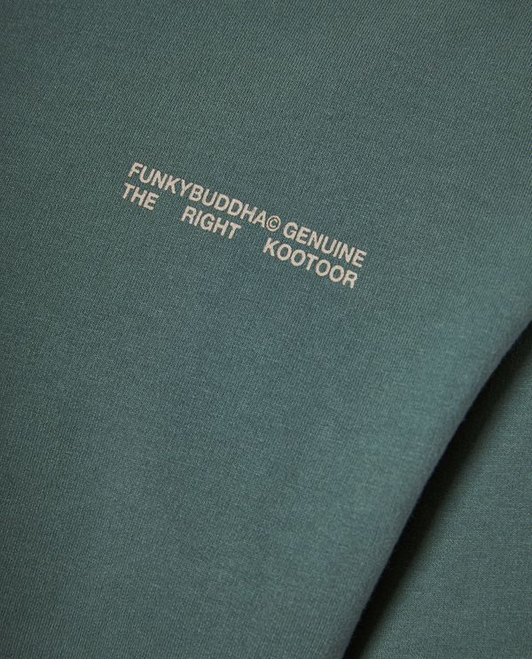 Relaxed fit t-shirt με graphic τύπωμα στην πλάτη