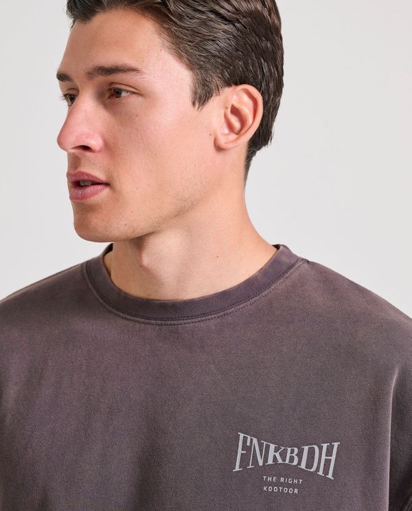 Oversized garment dyed φούτερ με τύπωμα στην πλάτη