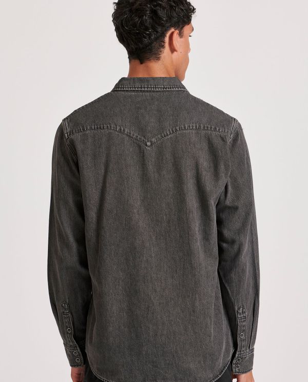 Ανδρικό denim πουκάμισο με washed effects