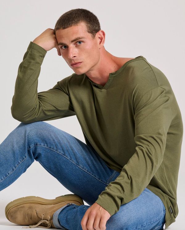 Slim tapered fit τζιν παντελόνι με whisker details