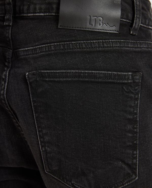 Tapered fit τζιν με ελαφρύ ξεθώριασμα - LTB x Funky Buddha